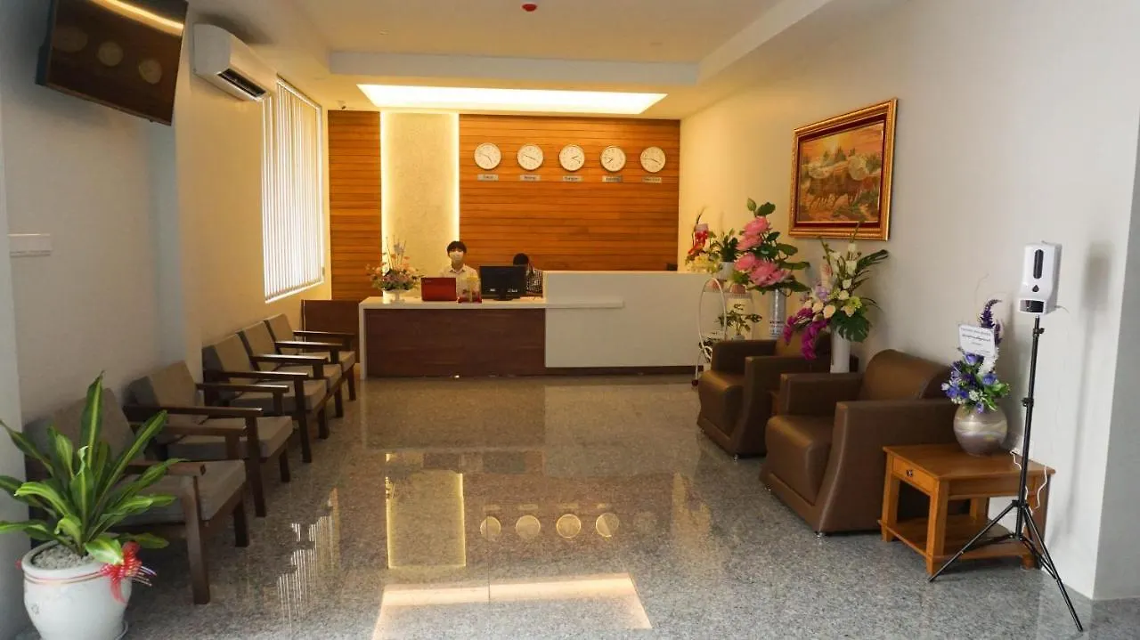 Yangon Win Hotel 2*,